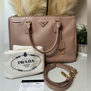 ❤️Prada Galleria Saffiano Leather Bag 2 way  Sacthel❤️